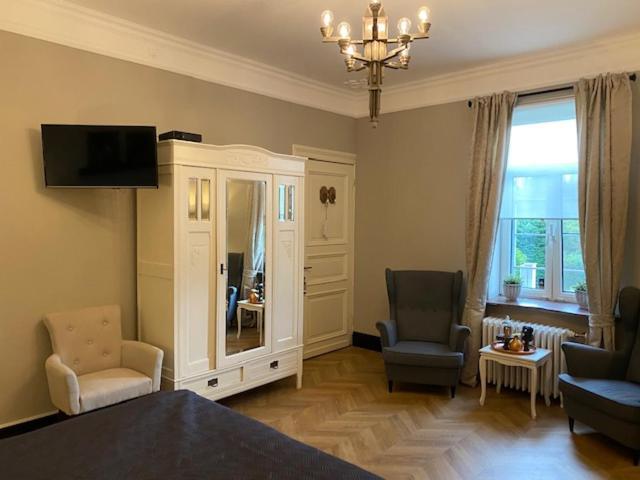 B&B Huyze Max Dilsen Stokkem Bagian luar foto
